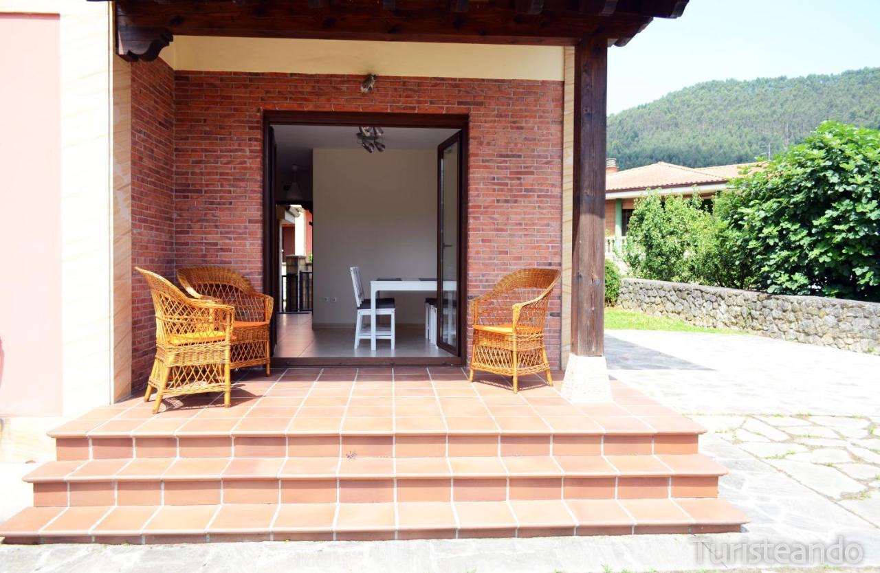 Chalet Tina Mayor: Amplio Jardin Y Tranquilidad Muy Cerca De La Playa Pesues Exterior photo